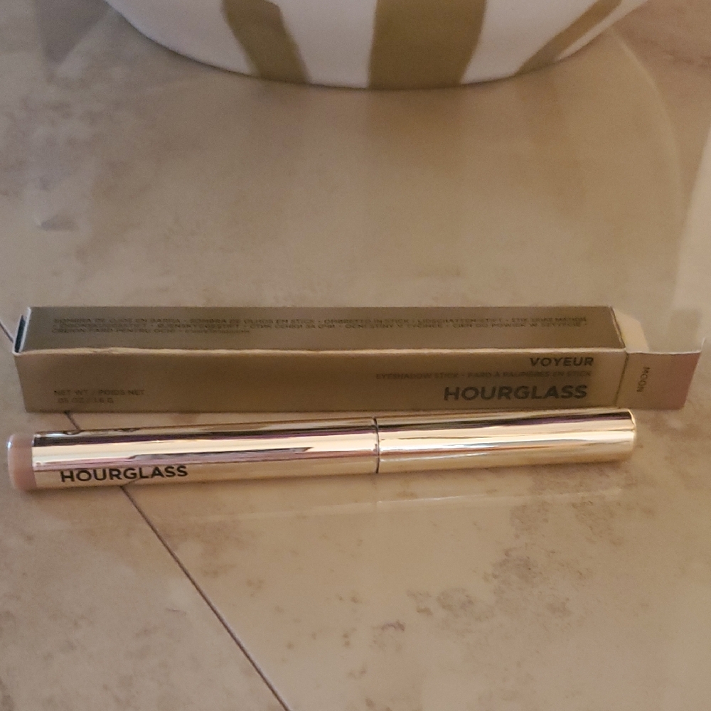 Hourglass Voyeur Eyeshadow Stick -